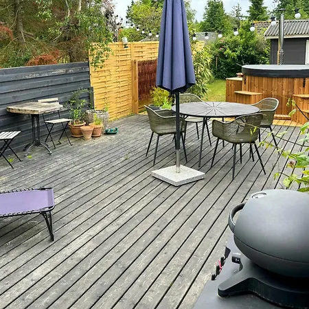 Semesterbostad Summer House With Wilderness Bath Near The *